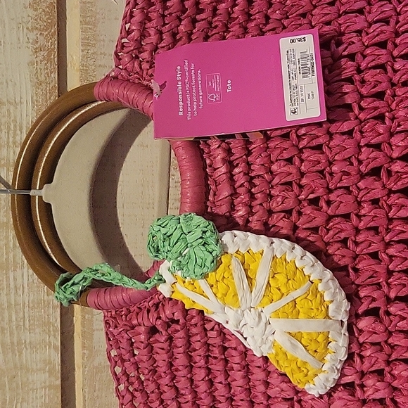 NWT pink beach tote - Picture 2 of 5